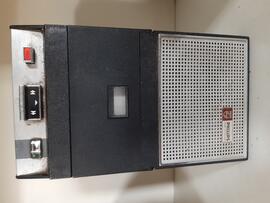 Odtwarzacz kasetowy PHILIPS