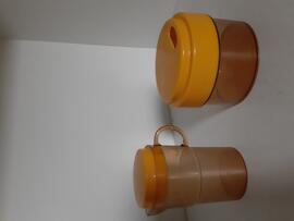 Cukiernica i mlecznik plastikowy