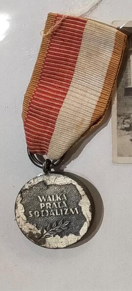 Medal 40-lecia Polski Ludowej [nadany Wandzie Chełkowskiej]