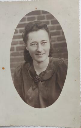 Zdjęcie Adeli Kobylskiej (ur. 1911 r.) z Łąkorza