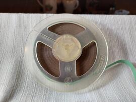 Szpula z taśmą magnetofonową