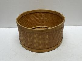 Koszyk wiklinowy
