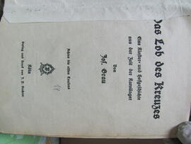 Josefine Grau, Das Lob des Kreuzes. Eine Kloster und Hofgeschichte aus der Zeit der Karolinger, Köln 1900
